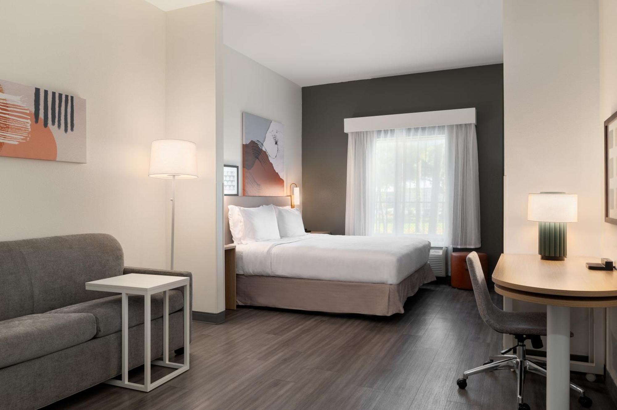 Hotel Spark By Hilton Savannah South I-95