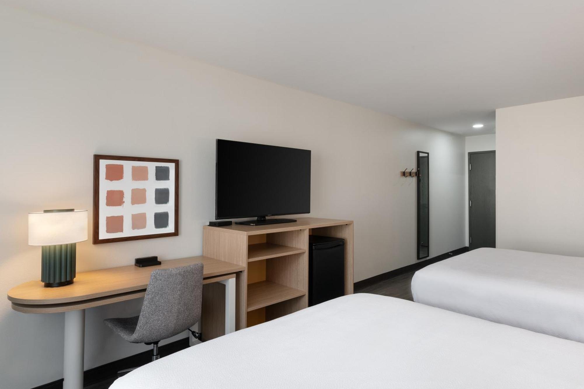 Hotel Spark By Hilton Savannah South I-95 2*