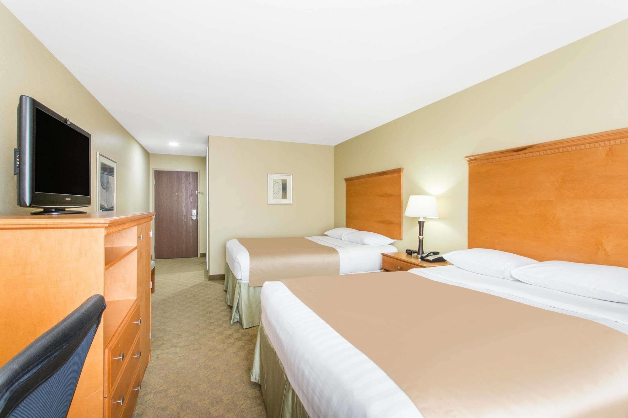 Spark By Hilton Savannah South I-95